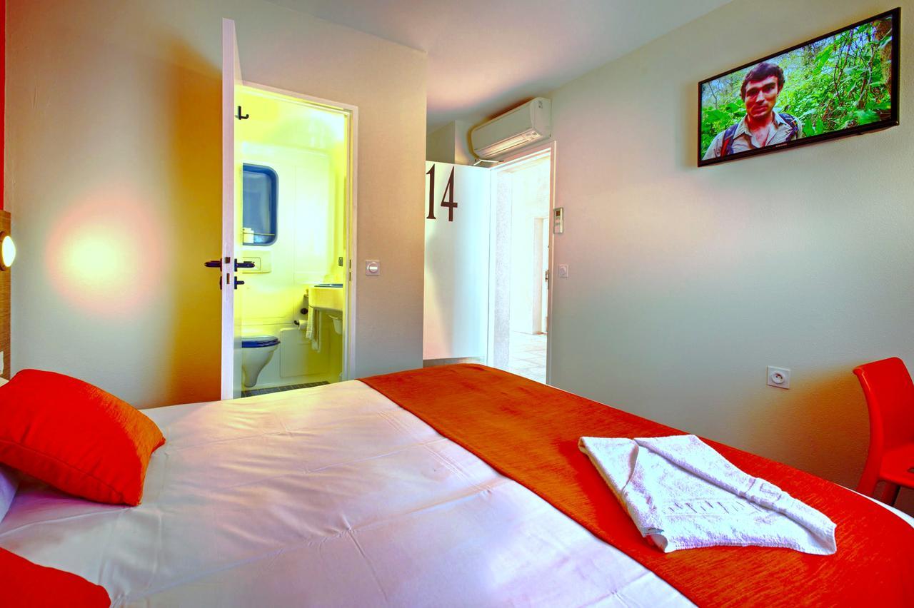 Hotel Formules Club 2 Cenon Bagian luar foto